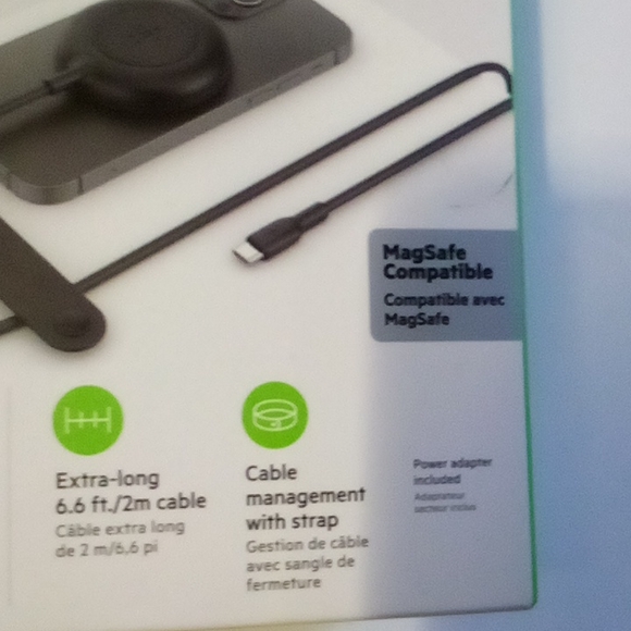 BELKIN Magnetic Portable Wireless Charger Pad - Picture 6 of 6